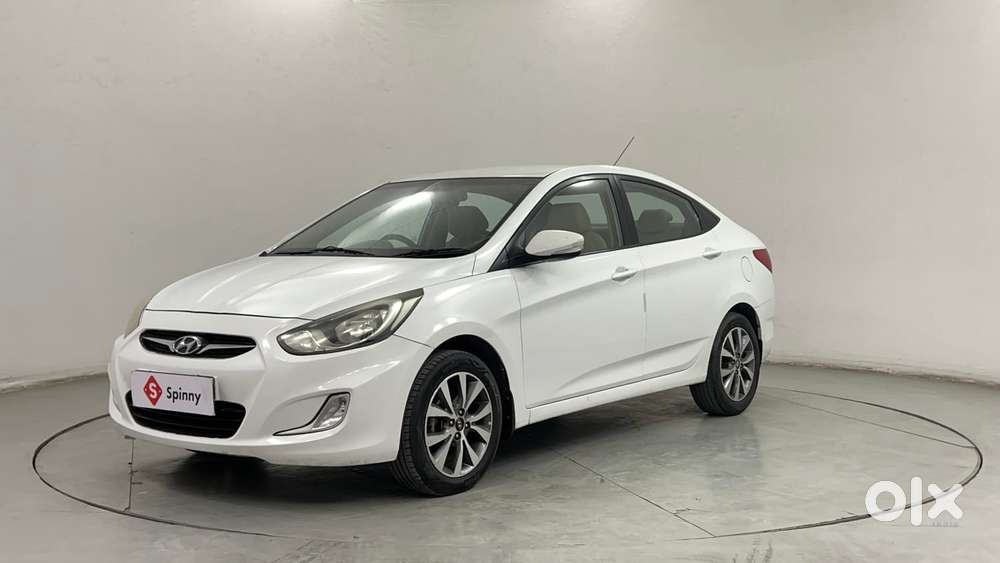 Hyundai Verna 1.6 Vtvt Sx, 2013, Petrol