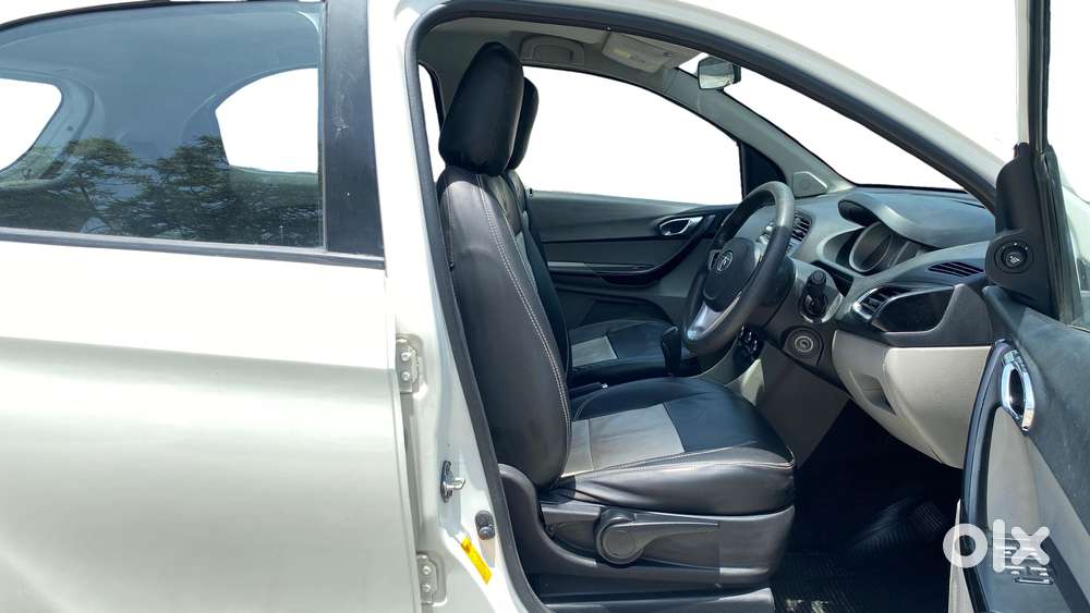 Tata Tiago 1.2 Revotron Xza, 2017, Petrol
