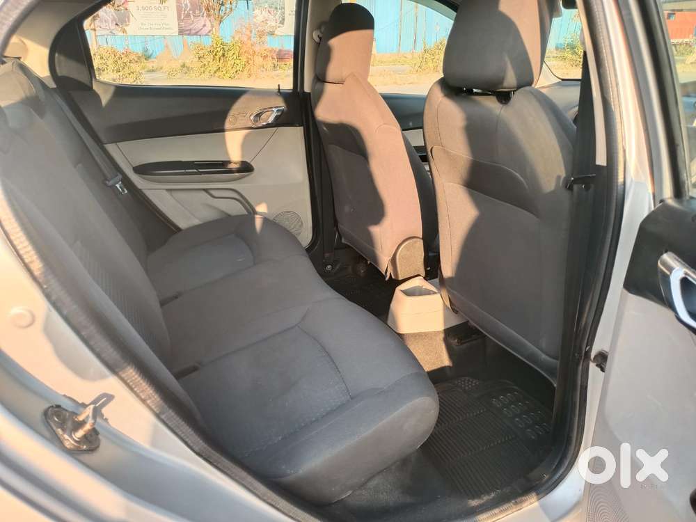 Tata Tiago Xz Opt, 2017, Petrol