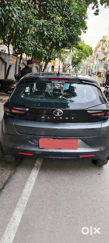 Tata Altroz Xm+ Petrol Manual | 24,500 Km | Excellent Condition | Sing
