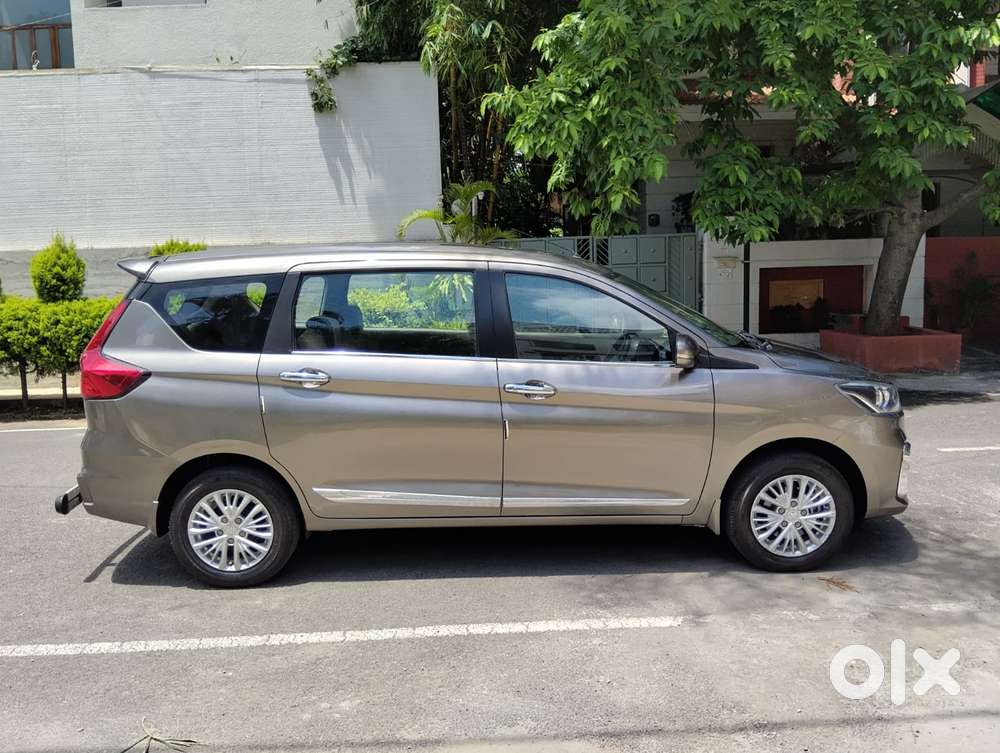 Maruti Suzuki Ertiga Vxi Shvs, 2022, Petrol