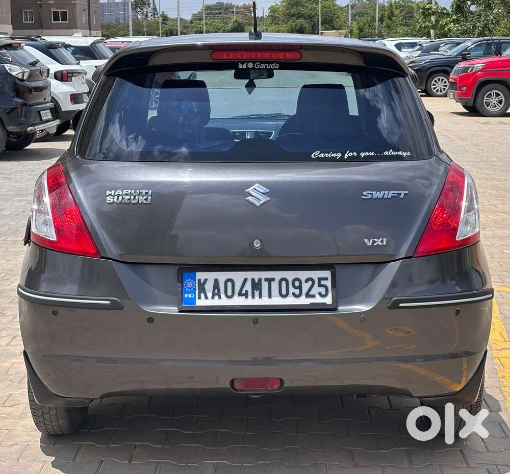 Maruti Suzuki Swift Vxi Abs Bsiv, 2017, Petrol