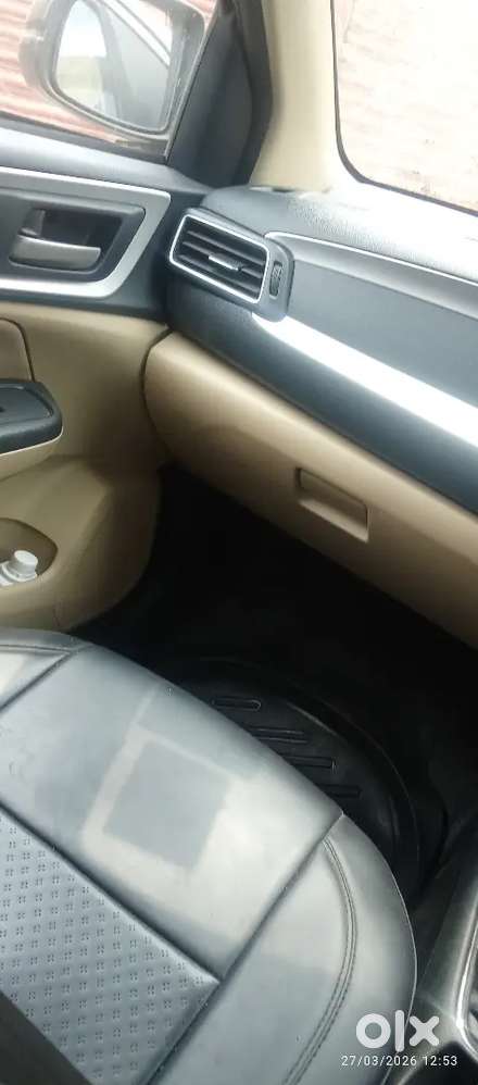 मुझे गाड़ी बेचनी है