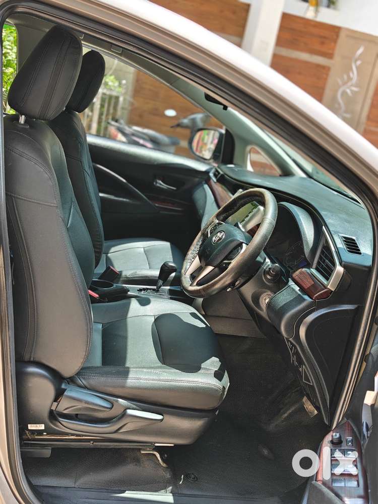 Toyota Innova Crysta [2020-ongoing] 2.4 Gx At 7 Str, 2022, Diesel