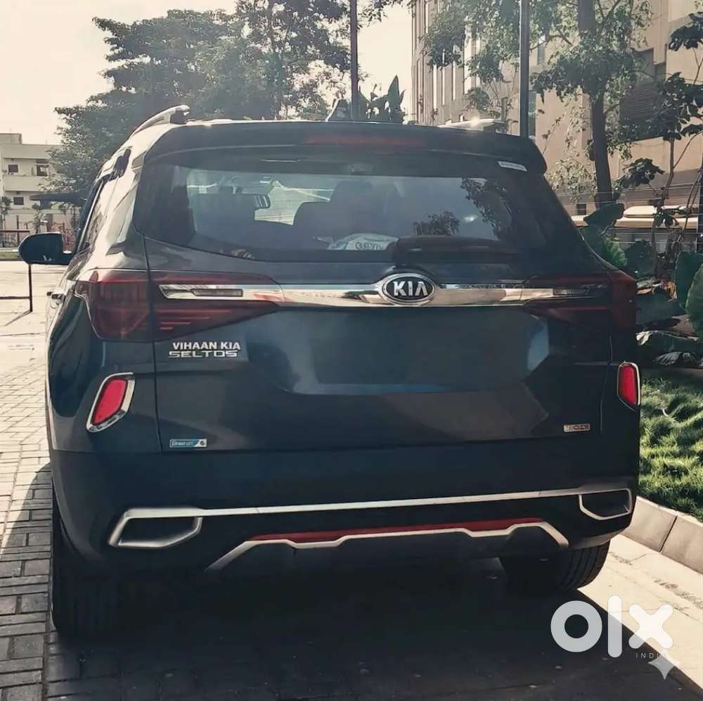 Kia Seltos Petrol Automatic Top-end Variant- Single Owner