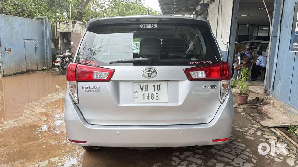 Toyota Innova Crysta 2.4 G Plus Mt 8 Str, 2018, Diesel