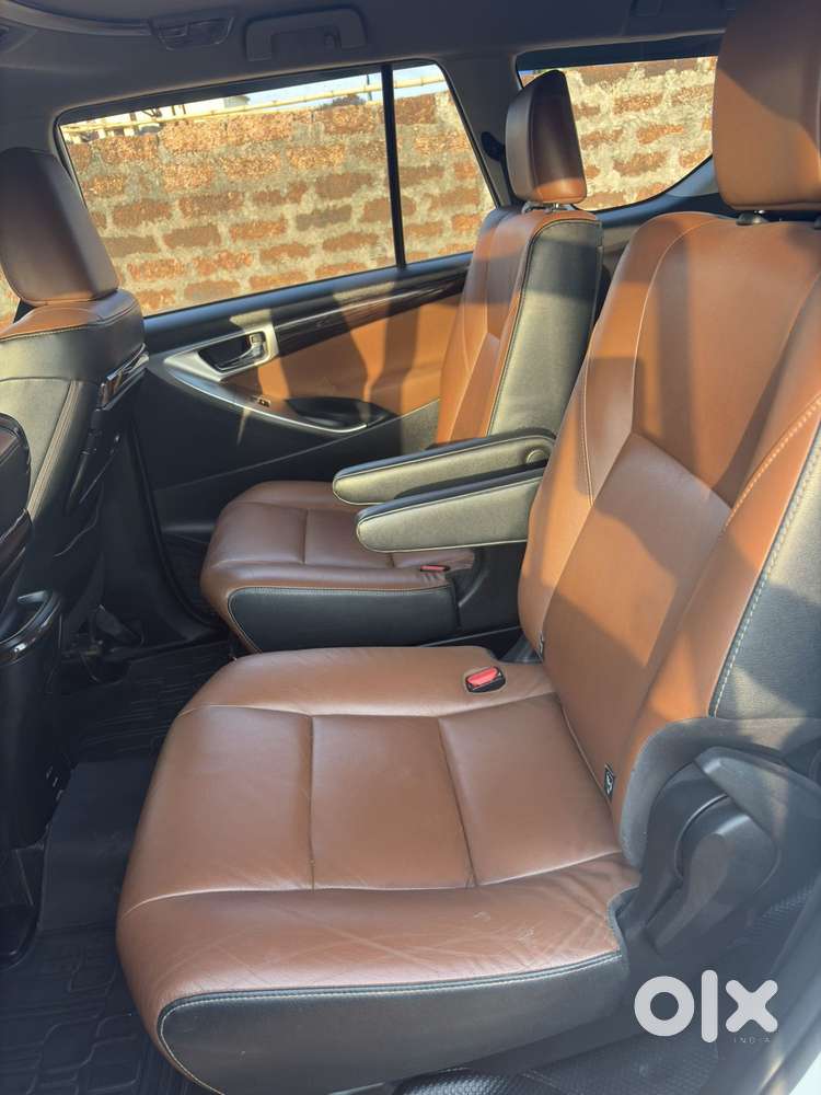 Toyota Innova Crysta 2.8 Zx At, 2017, Diesel