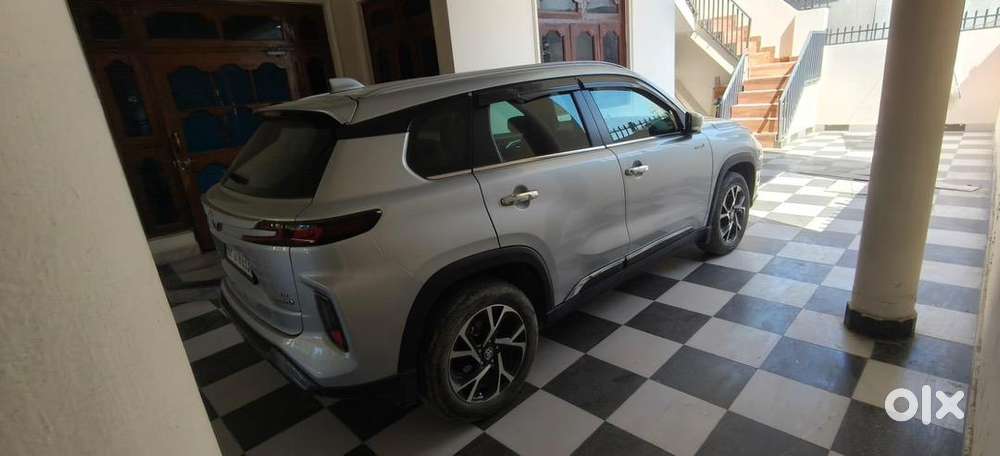 Toyota Hybrid Automatic 2025