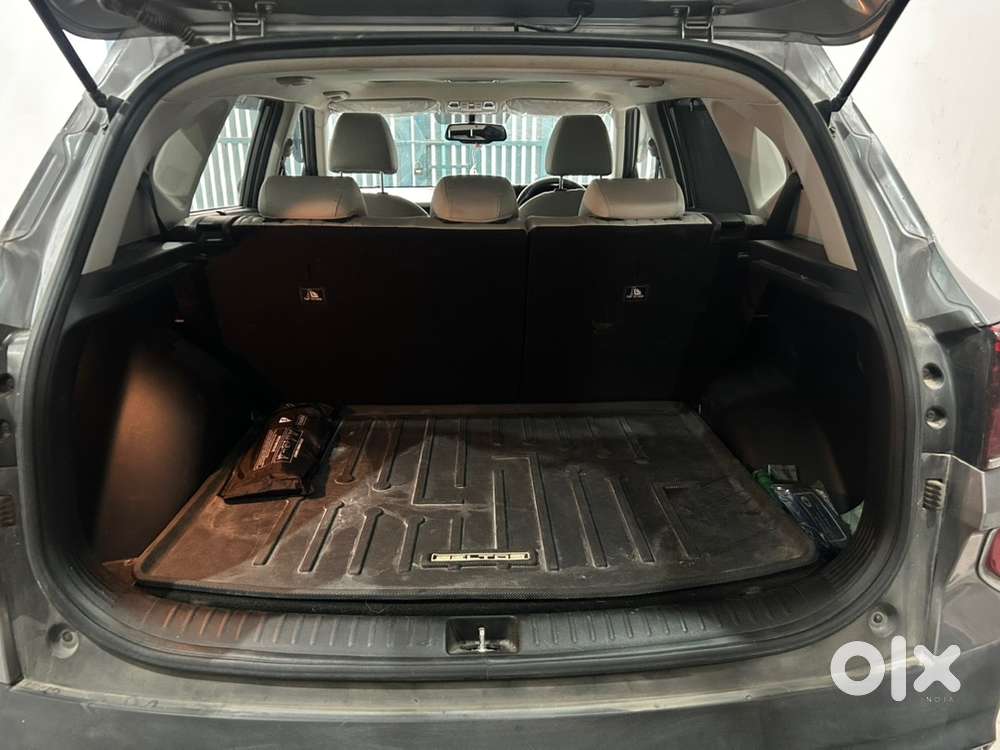 Kia Seltos Petrol Mt