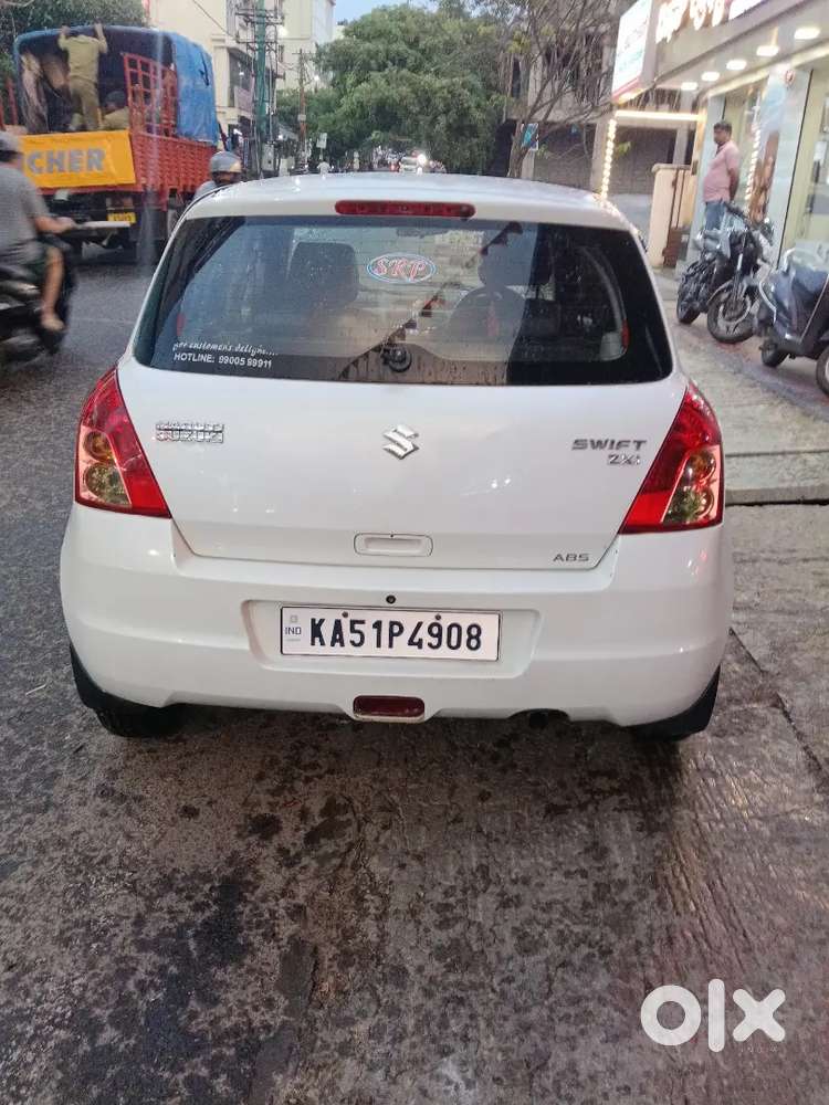 Mint Condition Swift Zxi White Colour 2008 2nd Owner For Sale