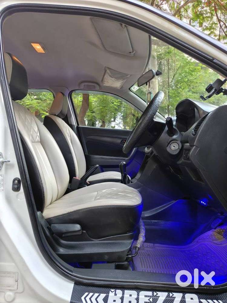 Maruti Suzuki Brezza Vdi, 2016