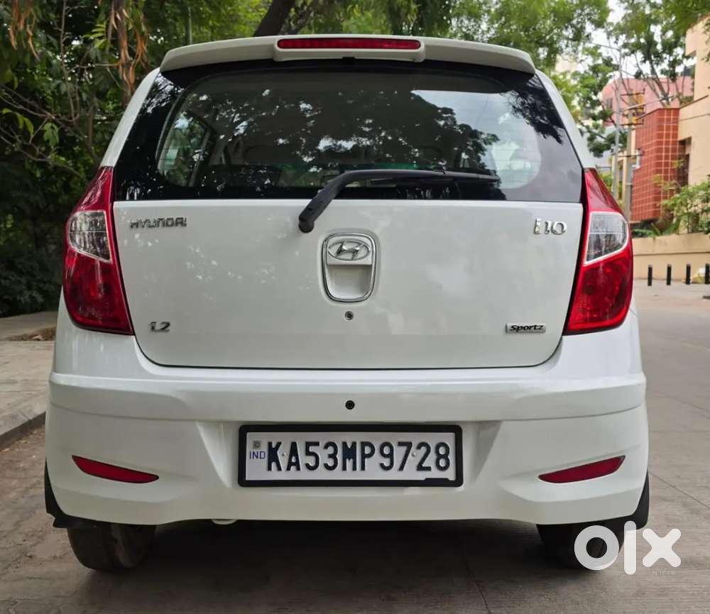 Hyundai I10 Sportz Petrol 2011
