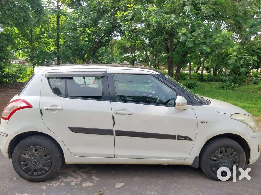 2013 Maruti Suzuki Swift Petrol Manual 85000 Km
