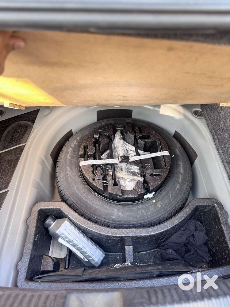 Volkswagen Vento 1.0 Highline Plus At, 2021, Petrol