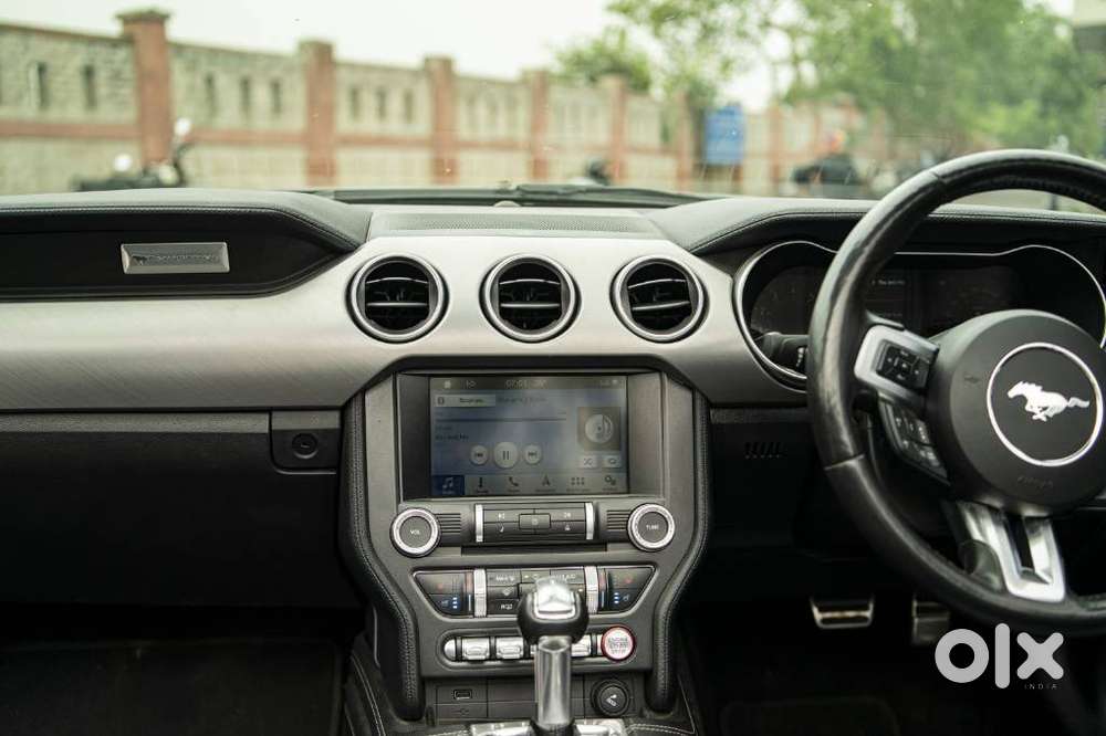 Ford Mustang V8, 2025, Petrol