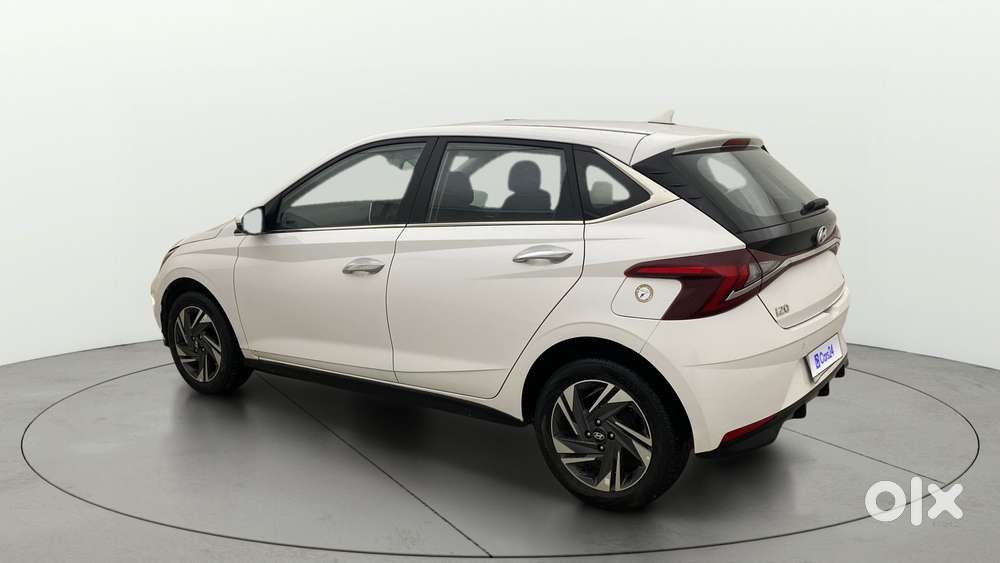 Hyundai New I20 1.2 Asta (o) Ivt, 2023, Petrol