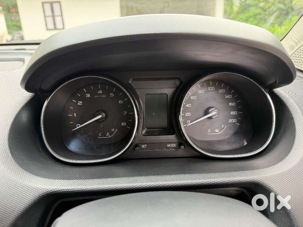 Tata Tiago Petrol 2018