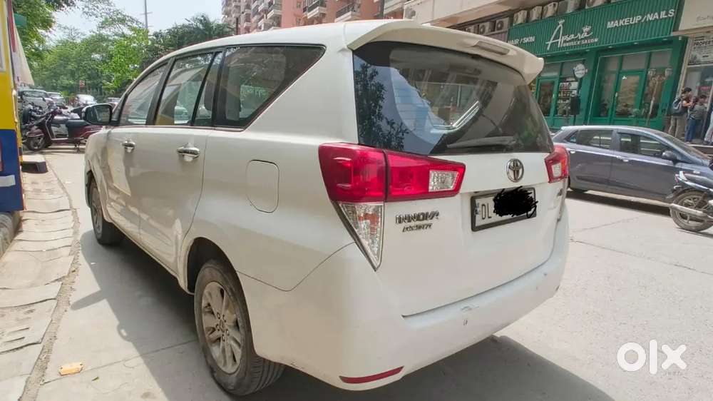 Toyota Innova Crysta 2016 Petrol Well Maintained