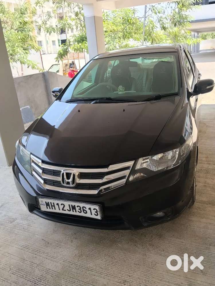 Fully Luxury Car