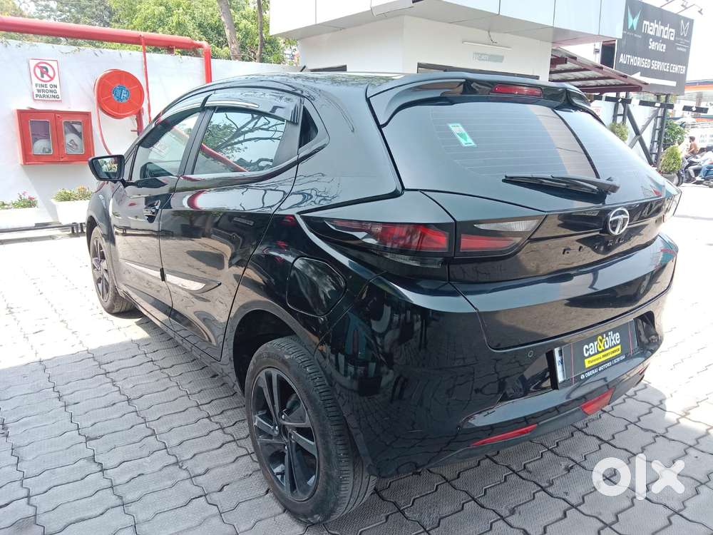 Tata Altroz 1.2 Xz Plus Dark Edition, 2023, Petrol