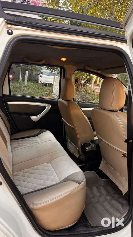 Renault Duster 2013 Petrol Well Maintained