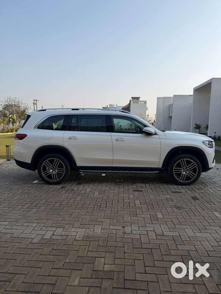 Mercedes-benz Gls 2023 Diesel 27000 Km Driven