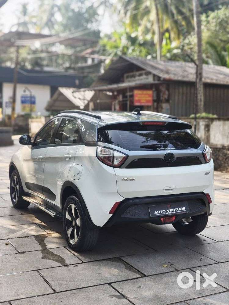 Tata Nexon 1.5 Revotorq Xza Plus Dual Tone Roof Amt, 2019, Diesel