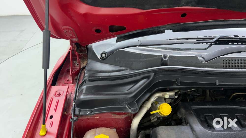 Mahindra Xuv300 W8 Option Diesel, 2022, Diesel