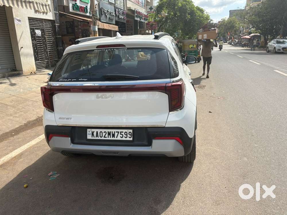 Kia Sonet Petrol Manual 2025