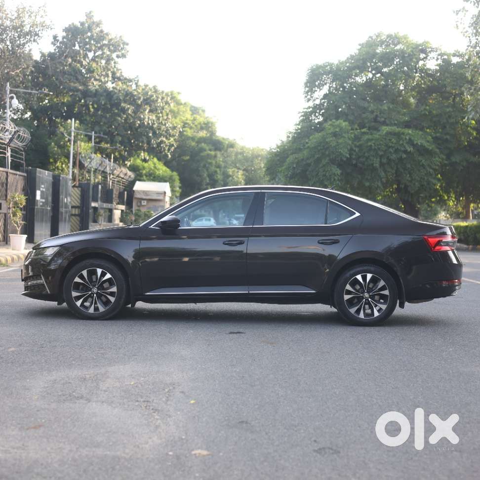 Skoda Superb 2.0 Tsi At L&k, 2021, Petrol
