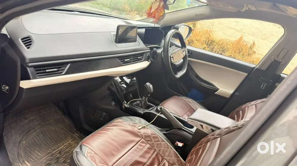 Tata Nexon Petrol 2025 Model