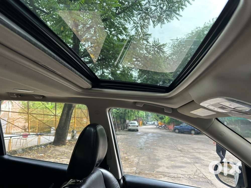 2017 Mahindra Xuv500 Diesel W10 Auto Diesel Sunroof