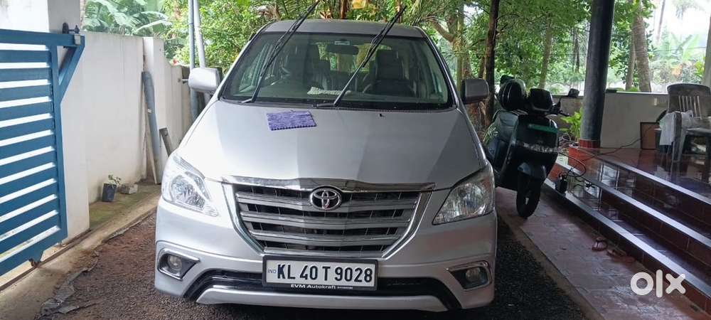 Toyota Innova Diesel 2013 3rd