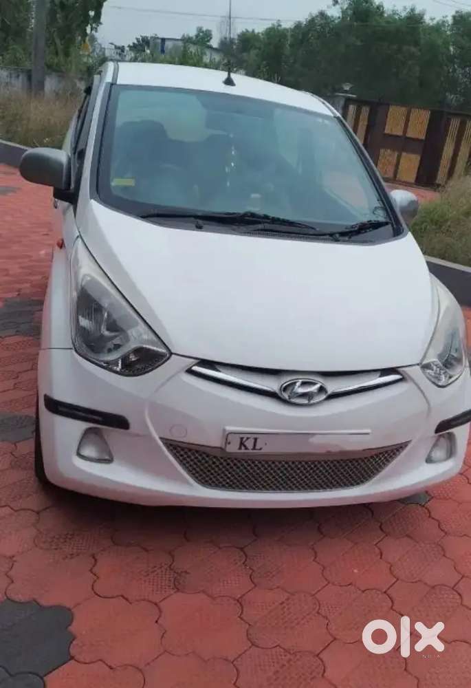 Hyundai Eon Magna 2015