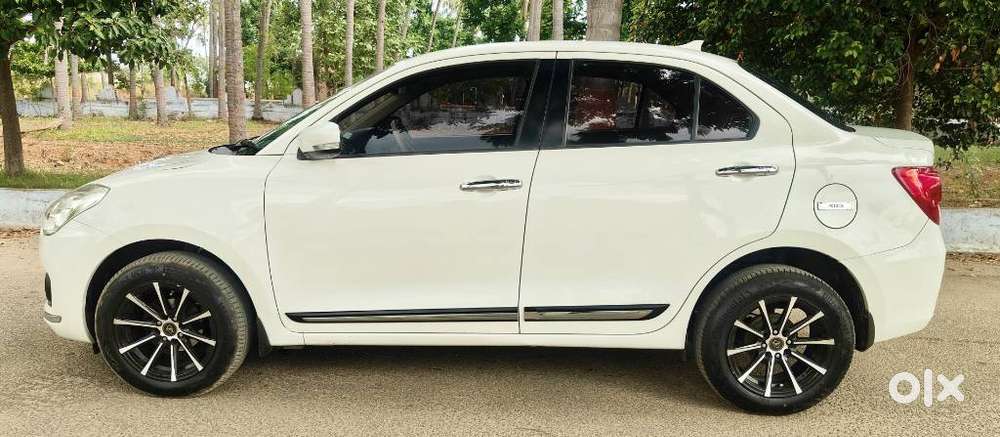 Maruti Suzuki Swift Dzire 1.2 Vxi Regal Limited Edition At, 2020
