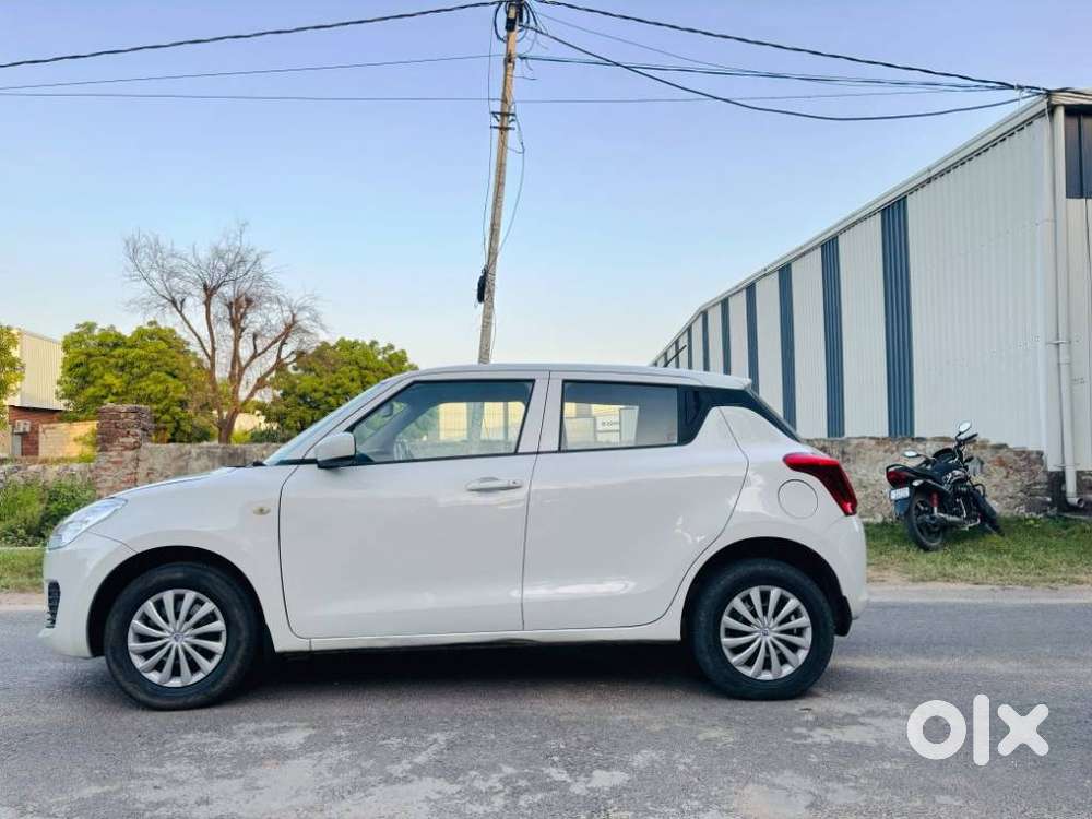 Maruti Suzuki Swift Lxi Optional-o, 2022, Petrol
