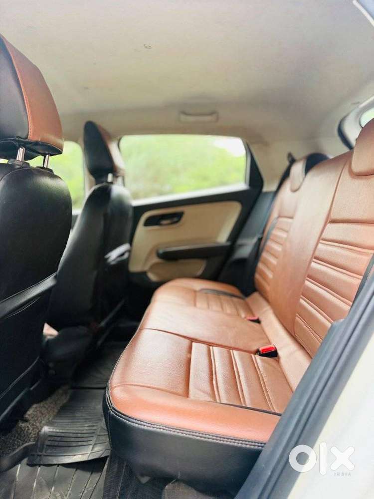 Tata Altroz 1.2 Xm Plus, 2022, Petrol