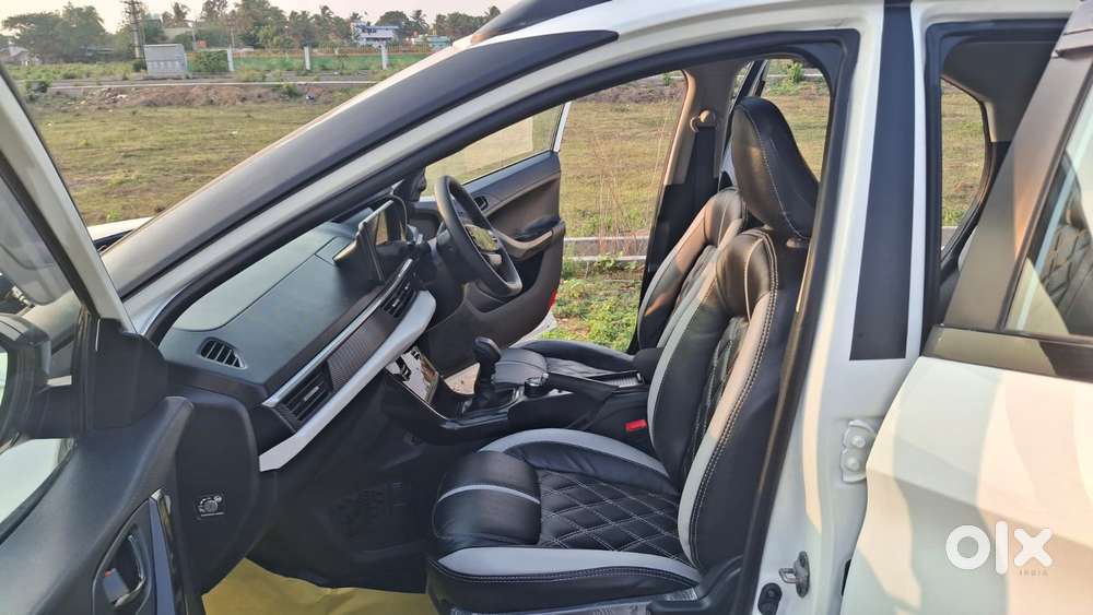Tata Nexon Creative 1.2 Revotron Petrol 6 Mt, 2025, Petrol