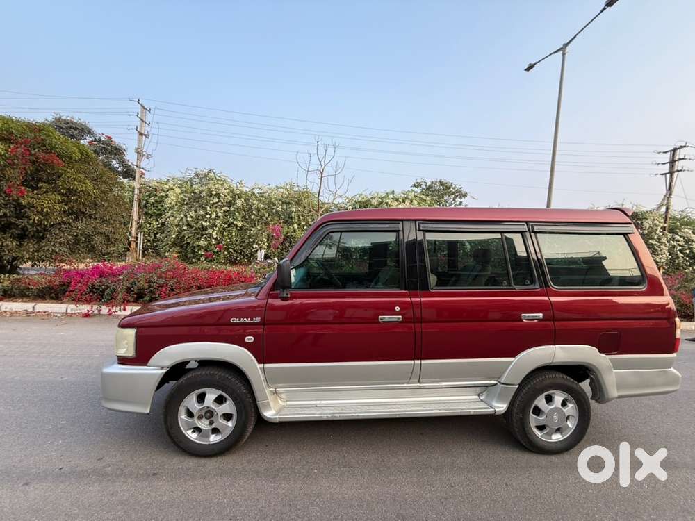Toyota Qualis 2004