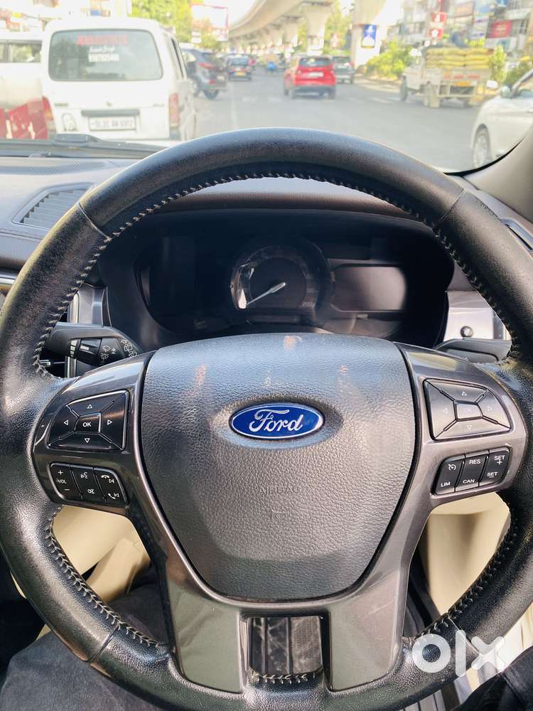Ford Endeavour 3.2 Titanium At 4x4, 2016, Diesel