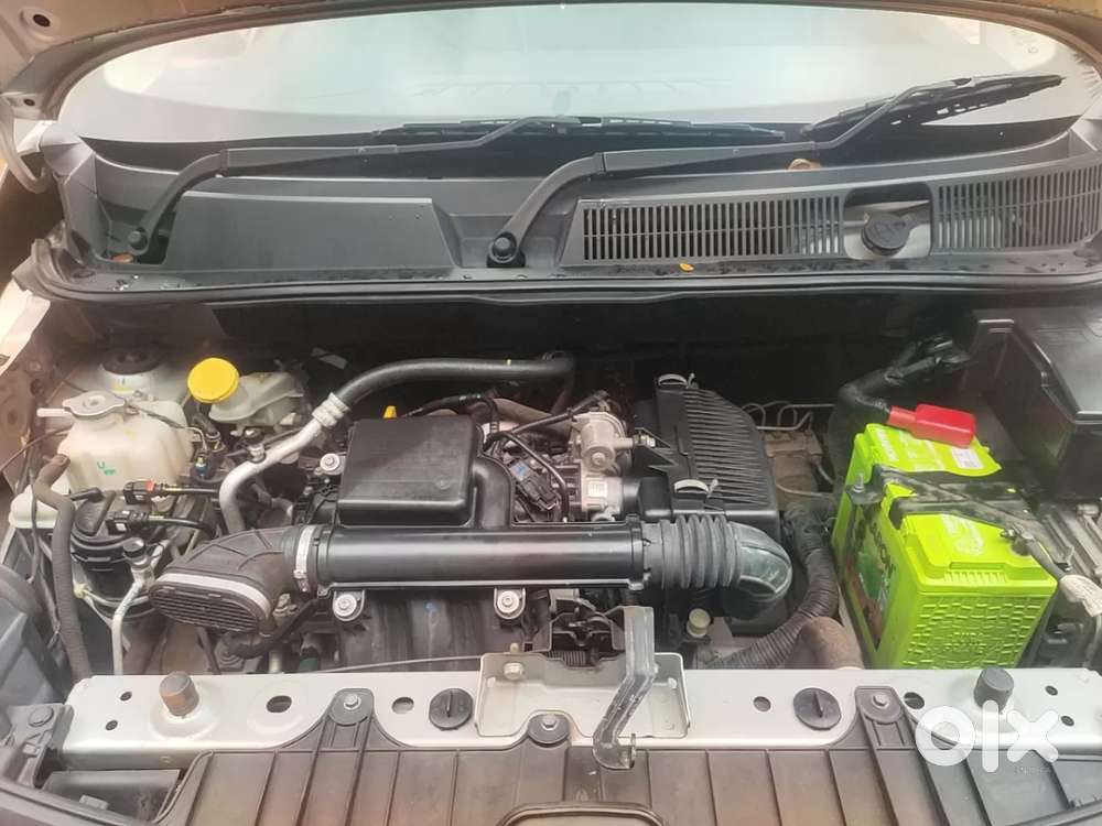 Renault Triber Rxz Easy-r Amt, 2023, Petrol