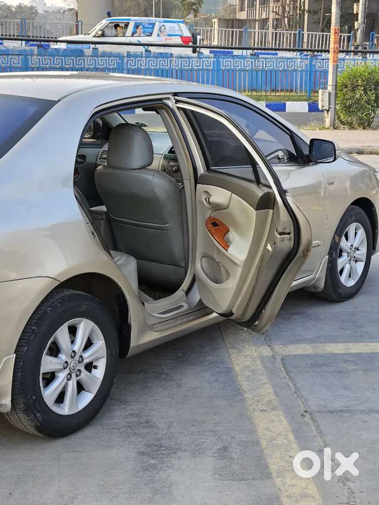 Corolla Altis 1.8gl Petrol All Papers Valid In Good Condition For Sale