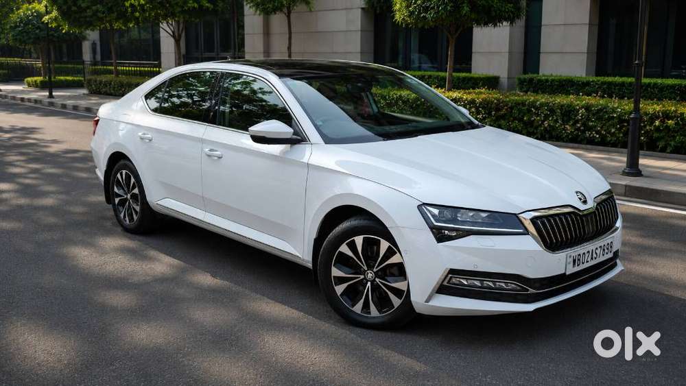 Skoda Superb 2.0 L&k Tsi At, 2022, Petrol