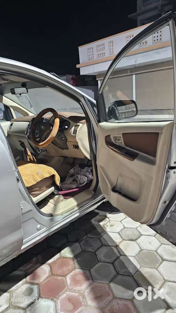 2007 Toyota Innova 7 Seater
