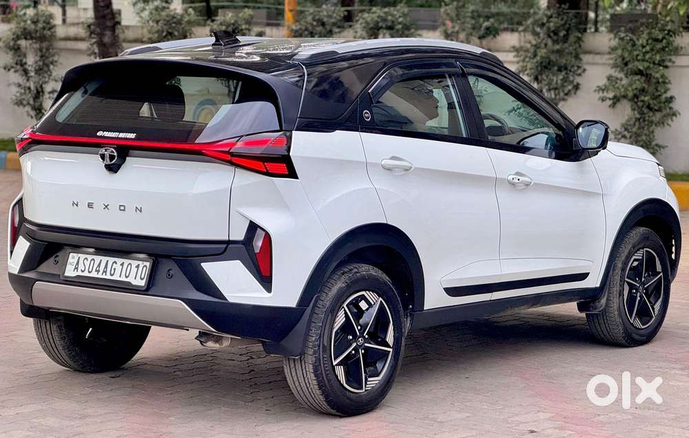 Tata Nexon Fearless Plus S 1.2 Revotron Petrol 6mt Dt, 2024, Petrol