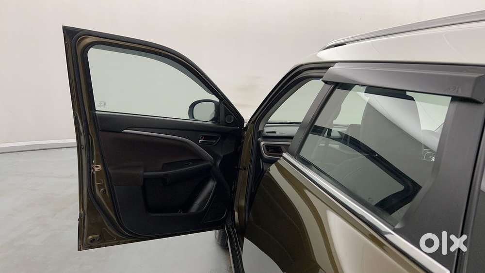 Maruti Suzuki Vitara Brezza 1.5 Zxi Plus Dual Tone, 2022, Petrol