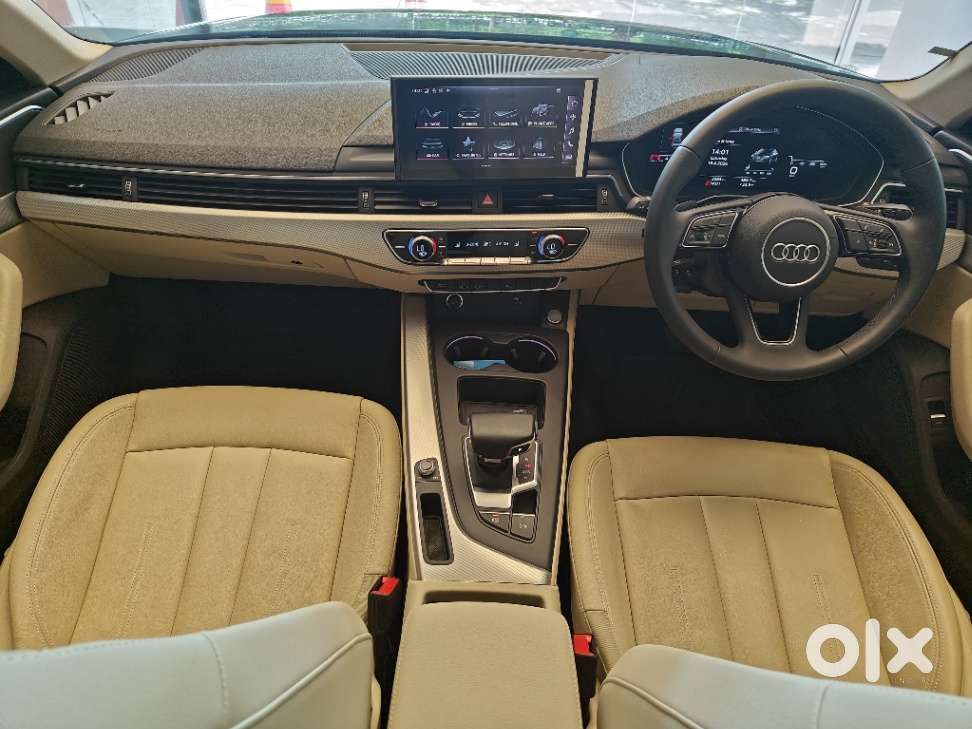 Audi A4 2.0 Premium Plus 40 Tfsi, 2025, Petrol