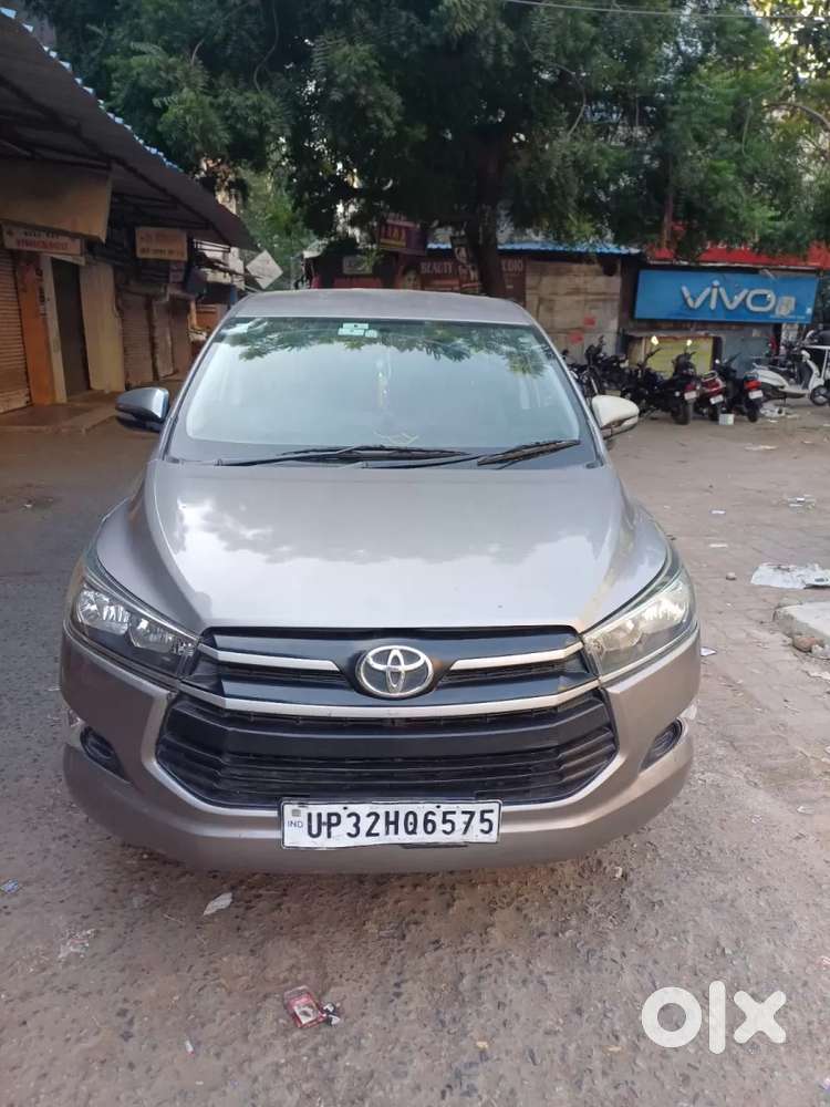 Toyota Innova Crysta 2.4 G Mt 7 Str, 2017, Diesel