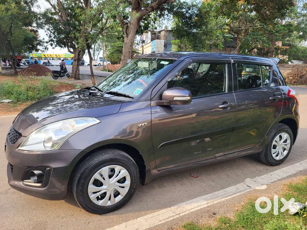 Maruti Suzuki Swift Vxi Ags, 2015, Petrol