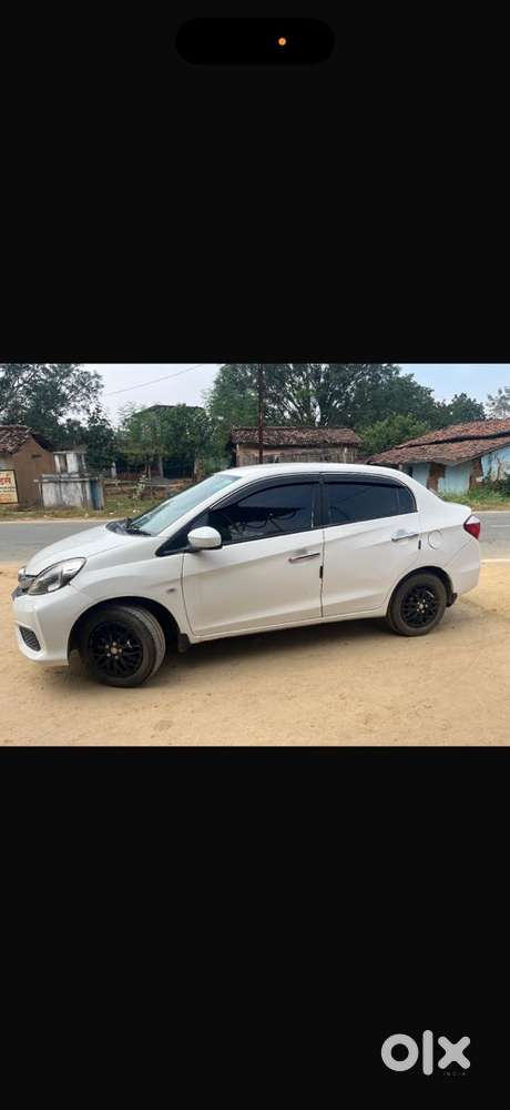 Honda Amaze 2016 Petrol Well Maintained